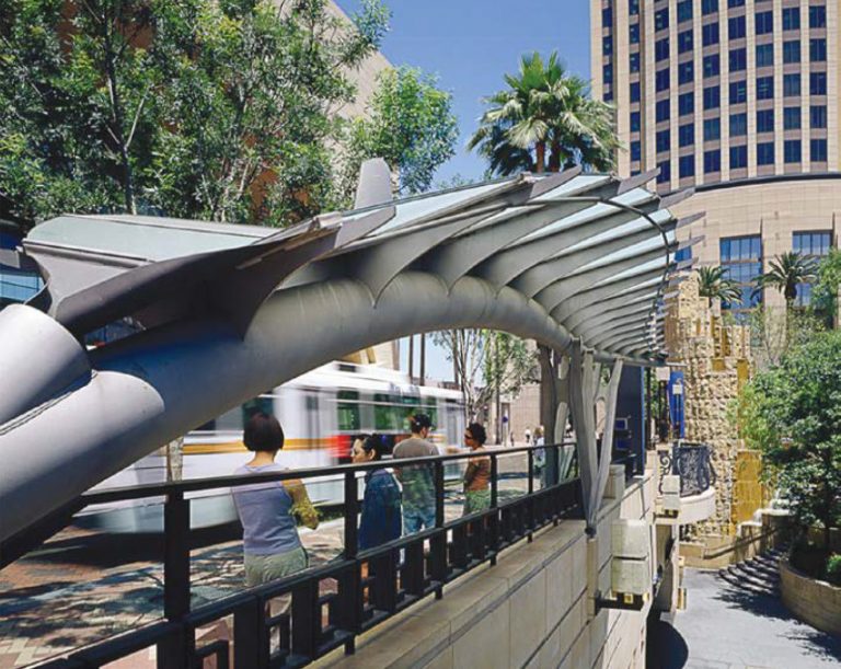 union-station-bus-shelter-LA